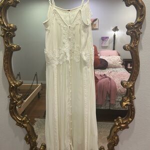 Free People Sz Small NWOT Elegant White Lace Maxi Dress